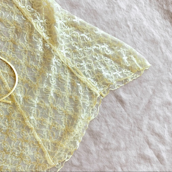 ‼️SOLD‼️ Y2k lace light pastel yellow satin lingerie slip dress fairycore size M - Picture 4 of 5